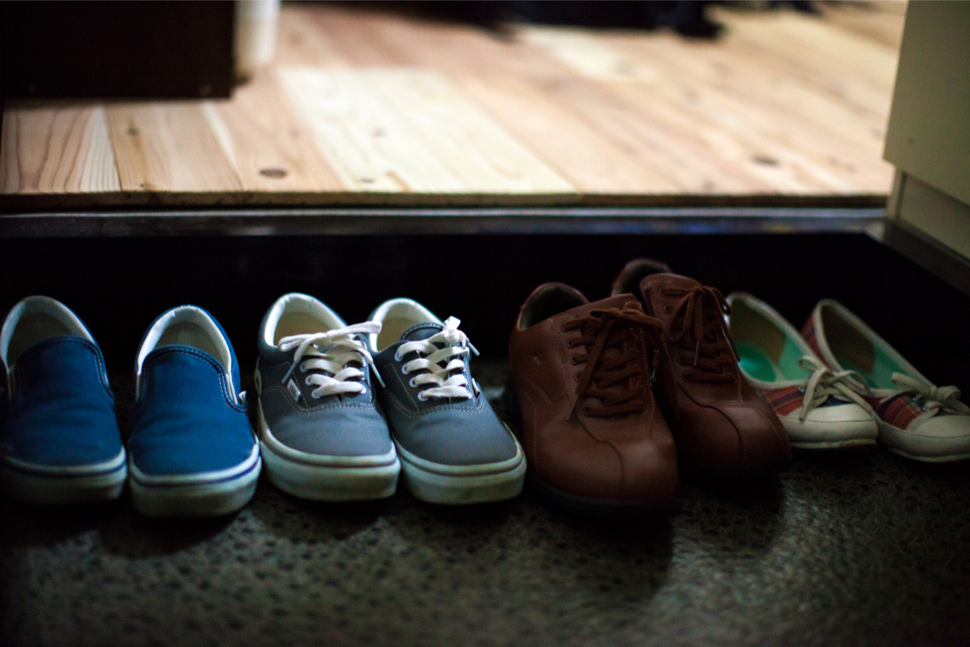 shoes.jpg shoes